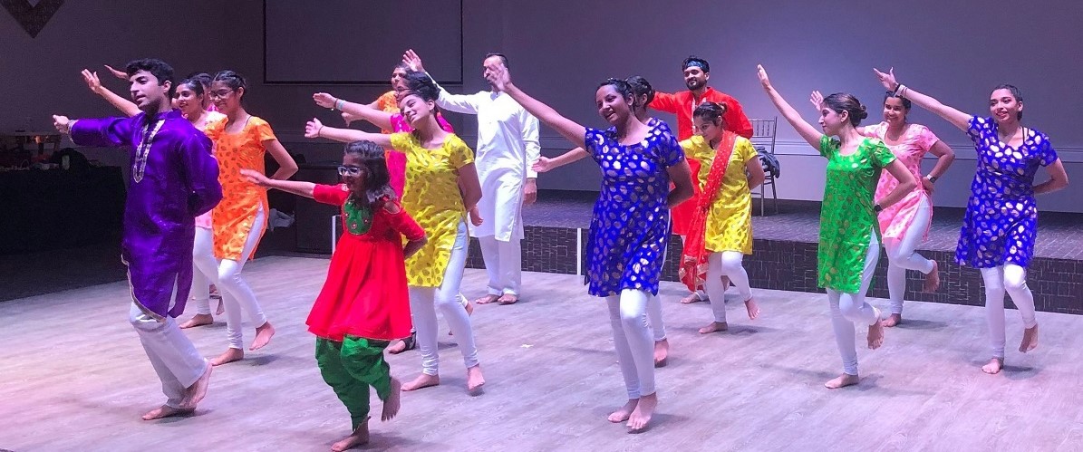 Bollywood dancers performing